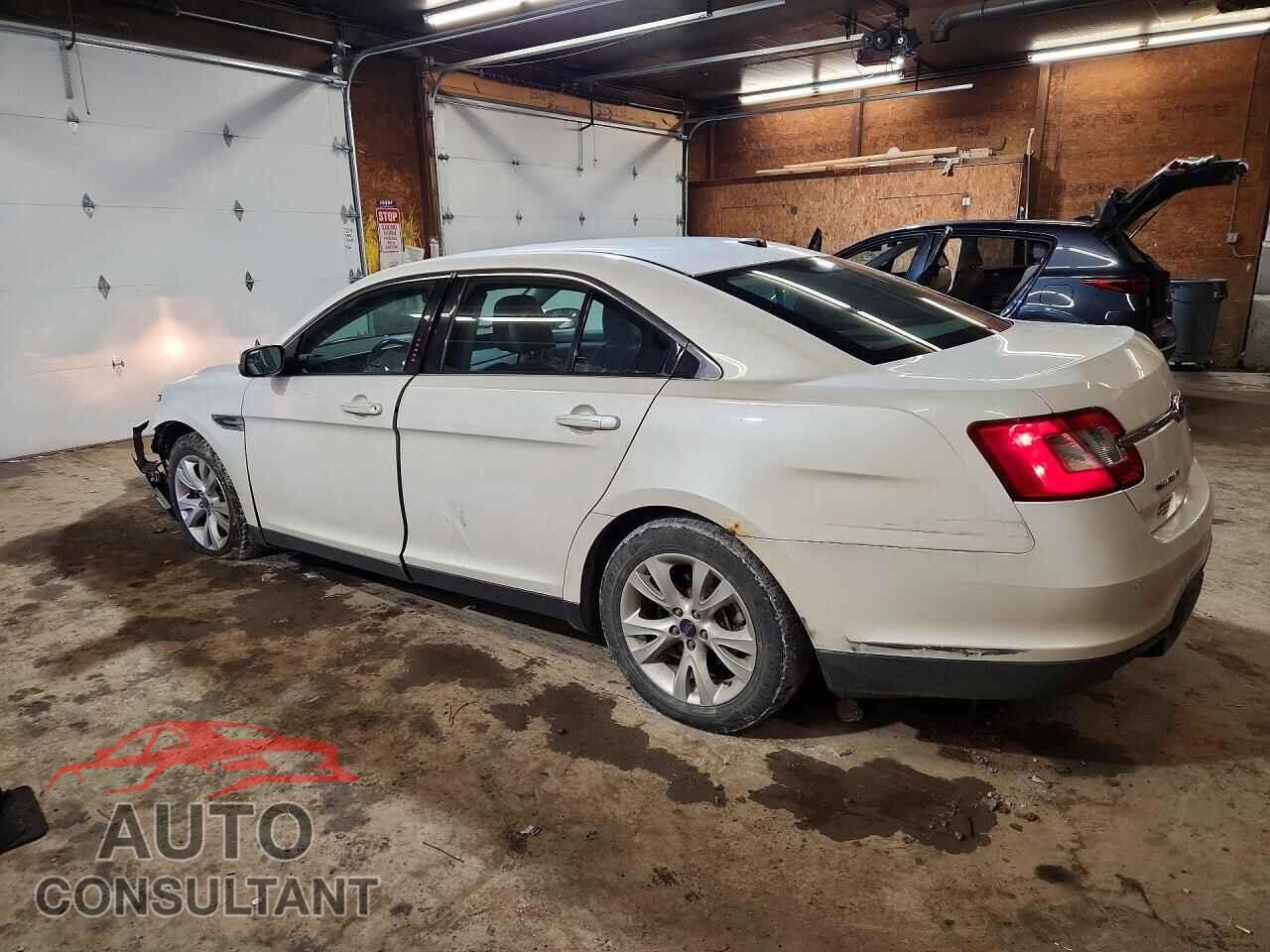 FORD TAURUS 2012 - 1FAHP2HW2CG115915