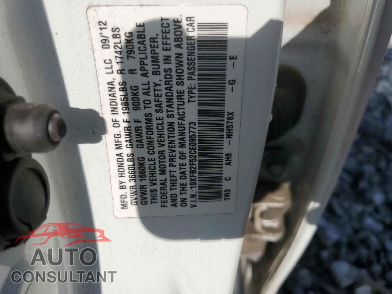 HONDA CIVIC 2012 - 19XFB2F52CE095773
