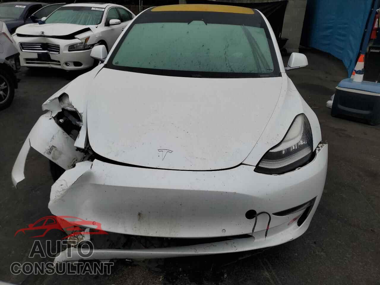 TESLA MODEL 3 2018 - 5YJ3E1EA6JF051012