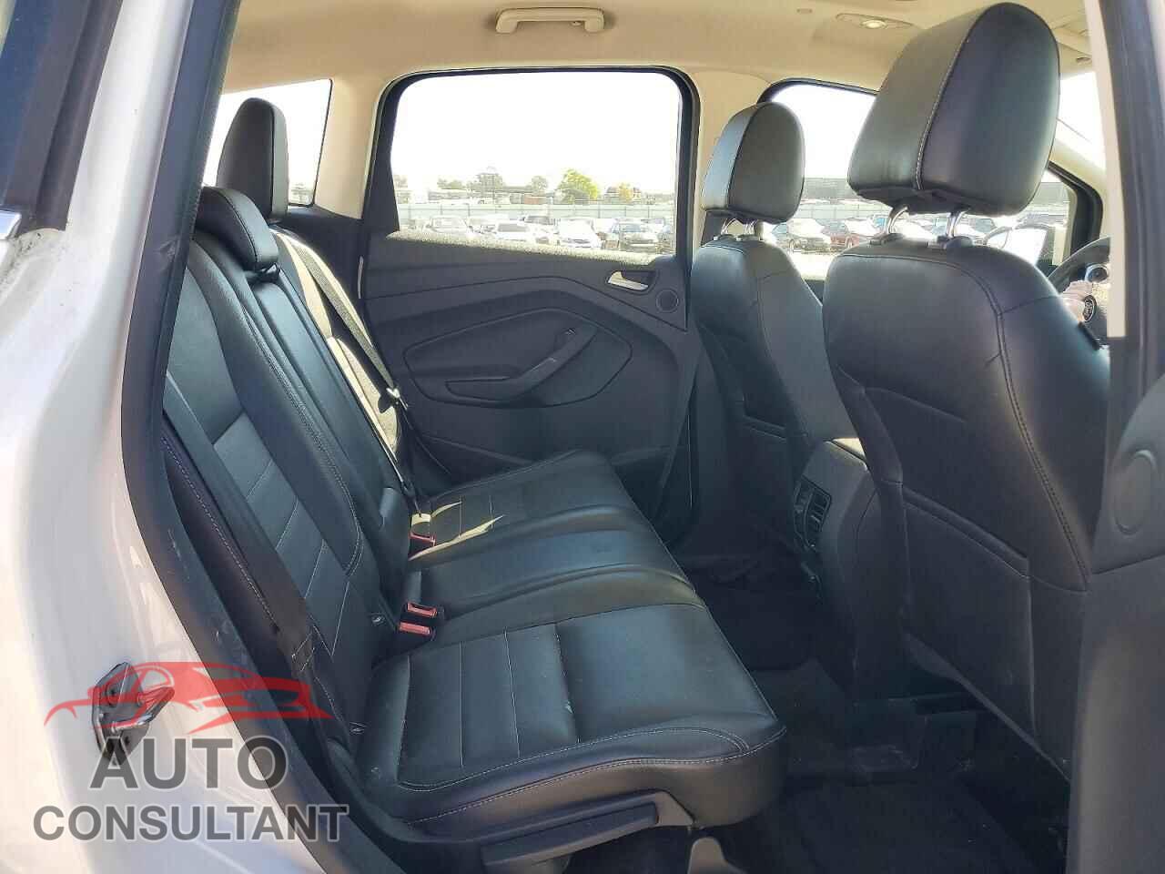 FORD CMAX 2014 - 1FADP5BU3EL505035