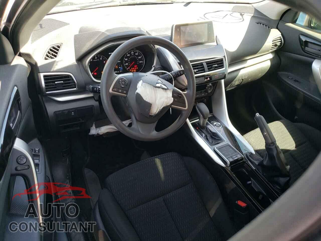 MITSUBISHI ECLIPSE 2018 - JA4AT4AA9JZ047738