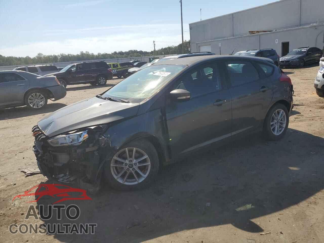 FORD FOCUS 2017 - 1FADP3K27HL331610