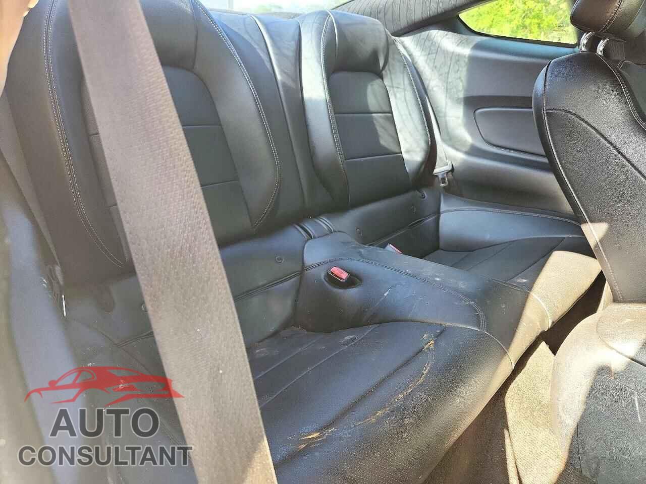FORD MUSTANG 2015 - 1FA6P8TH5F5381514