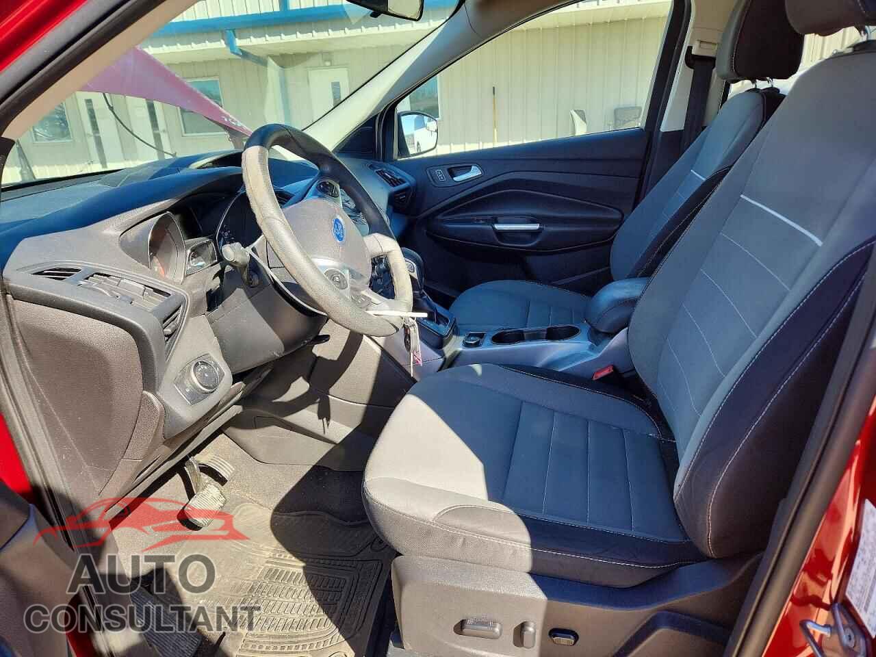 FORD ESCAPE 2015 - 1FMCU9GX2FUC11397