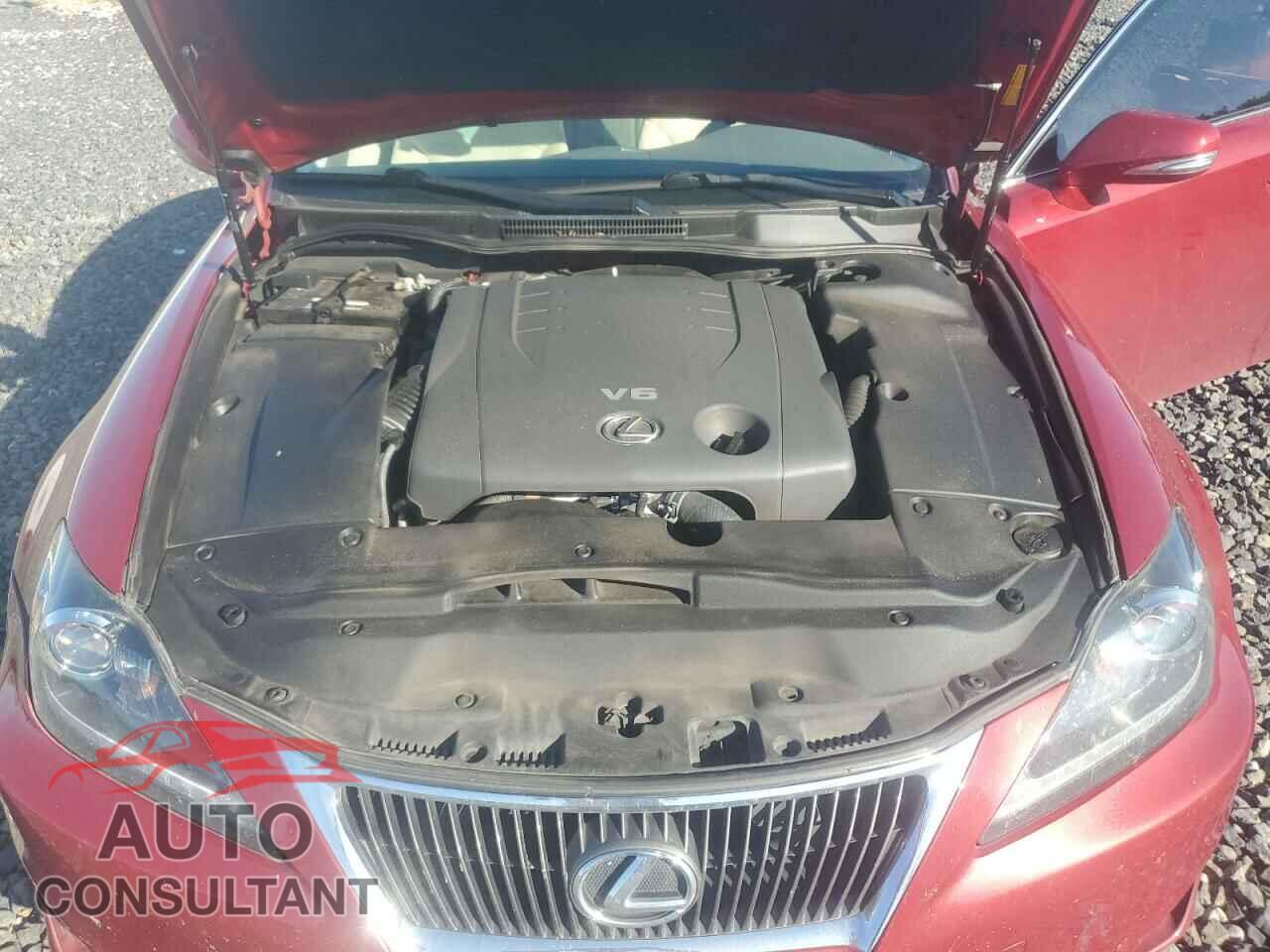 LEXUS IS 2011 - JTHCF5C24B5051432