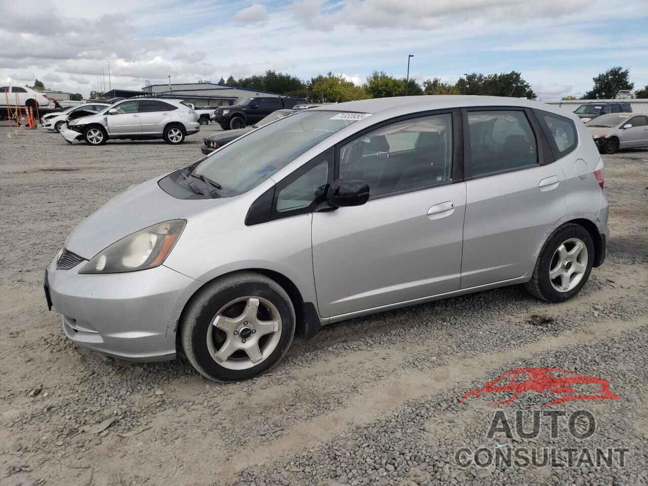 HONDA FIT 2011 - JHMGE8H38BC028111