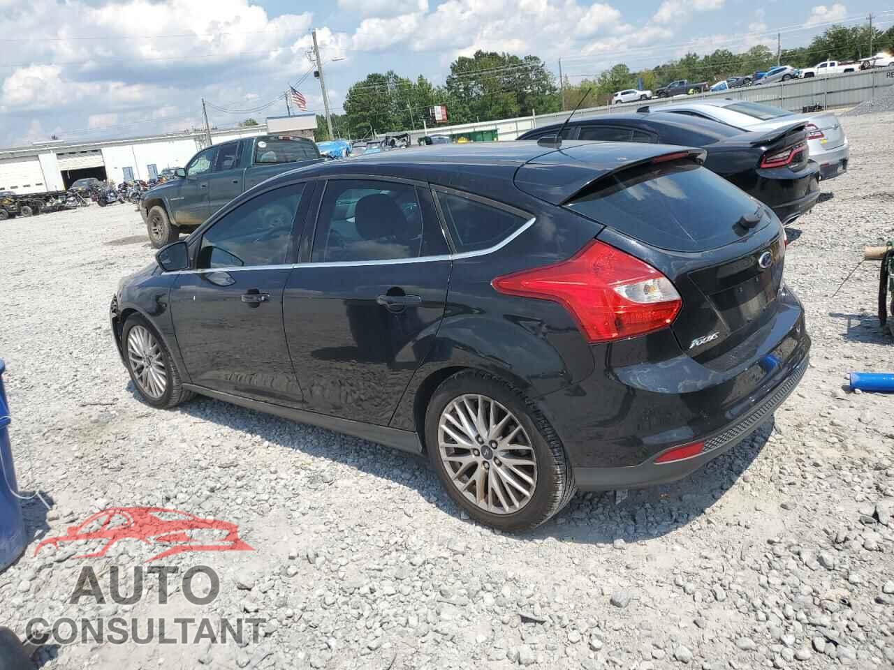 FORD FOCUS 2014 - 1FADP3N27EL213063