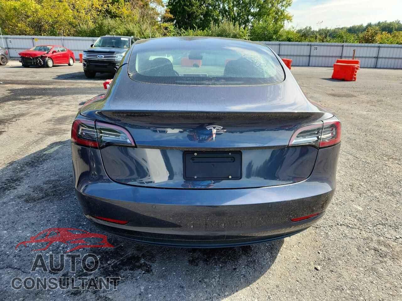 TESLA MODEL 3 2021 - 5YJ3E1EA1MF026815
