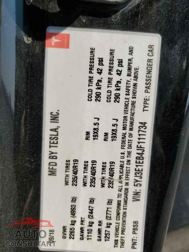TESLA MODEL 3 2018 - 5YJ3E1EB4JF111734
