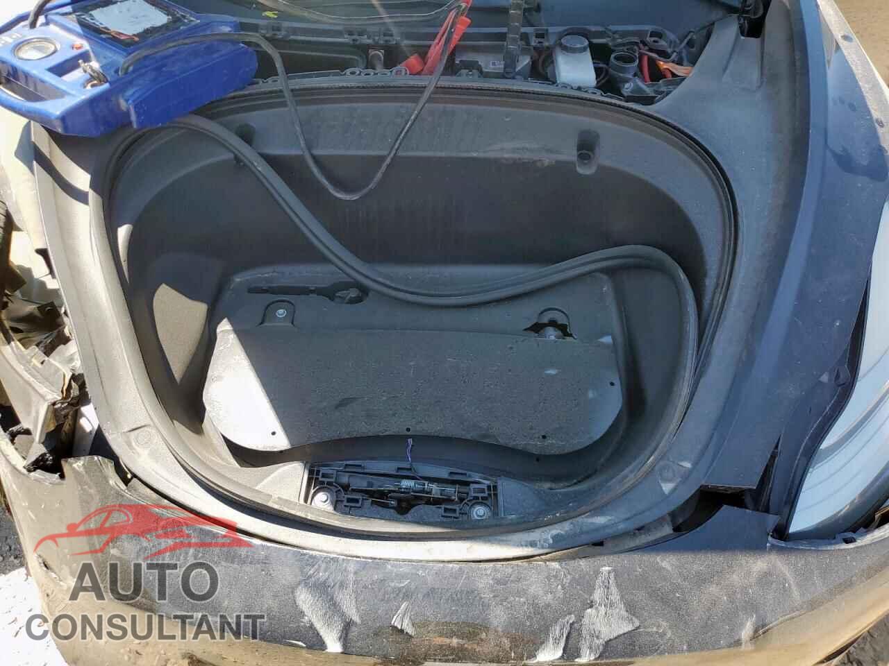 TESLA MODEL 3 2018 - 5YJ3E1EA6JF148503