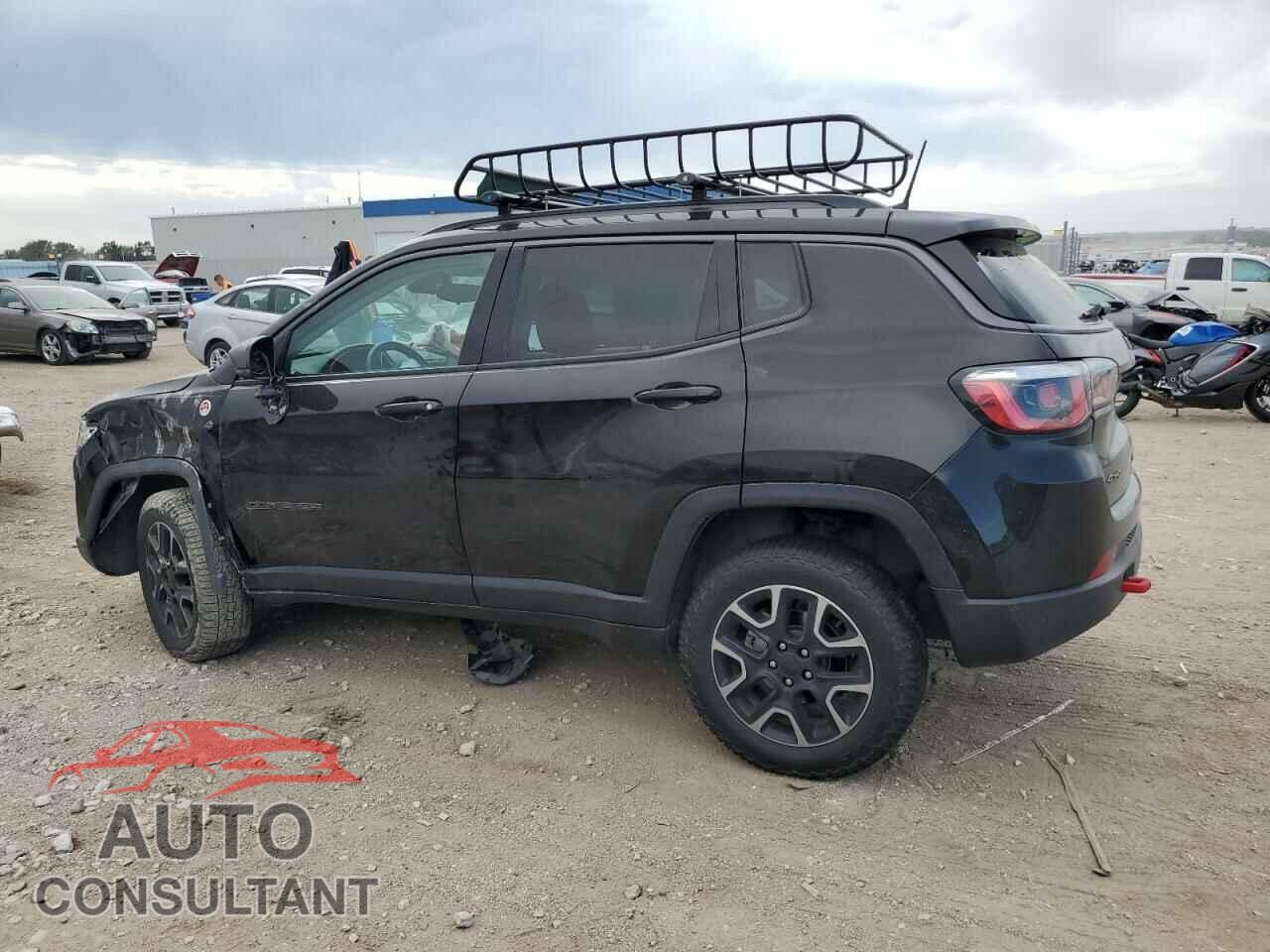 JEEP COMPASS 2018 - 3C4NJDDB7JT458323