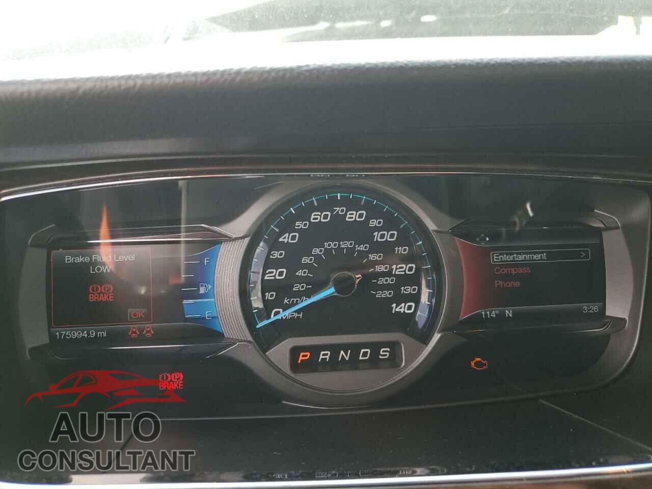 FORD TAURUS 2017 - 1FAHP2F89HG102560