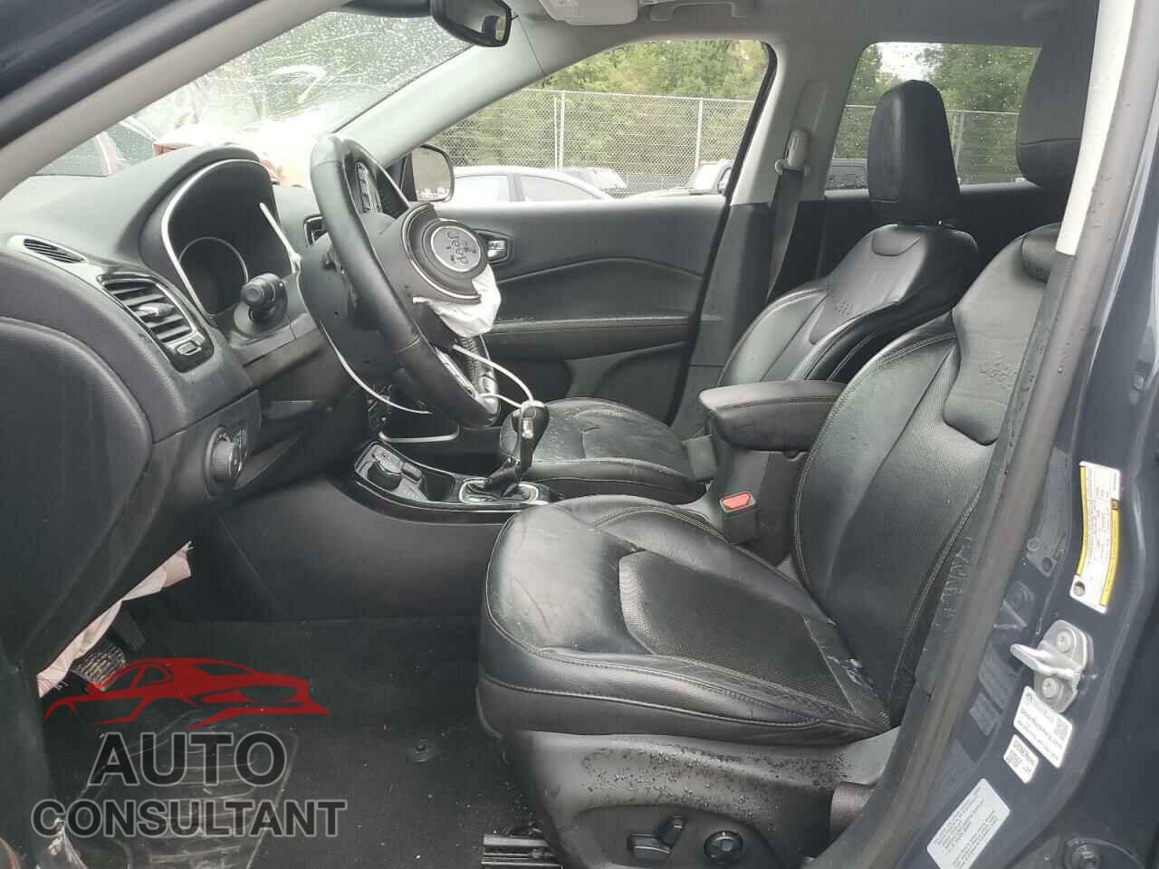 JEEP COMPASS 2017 - 3C4NJDCB1HT688564