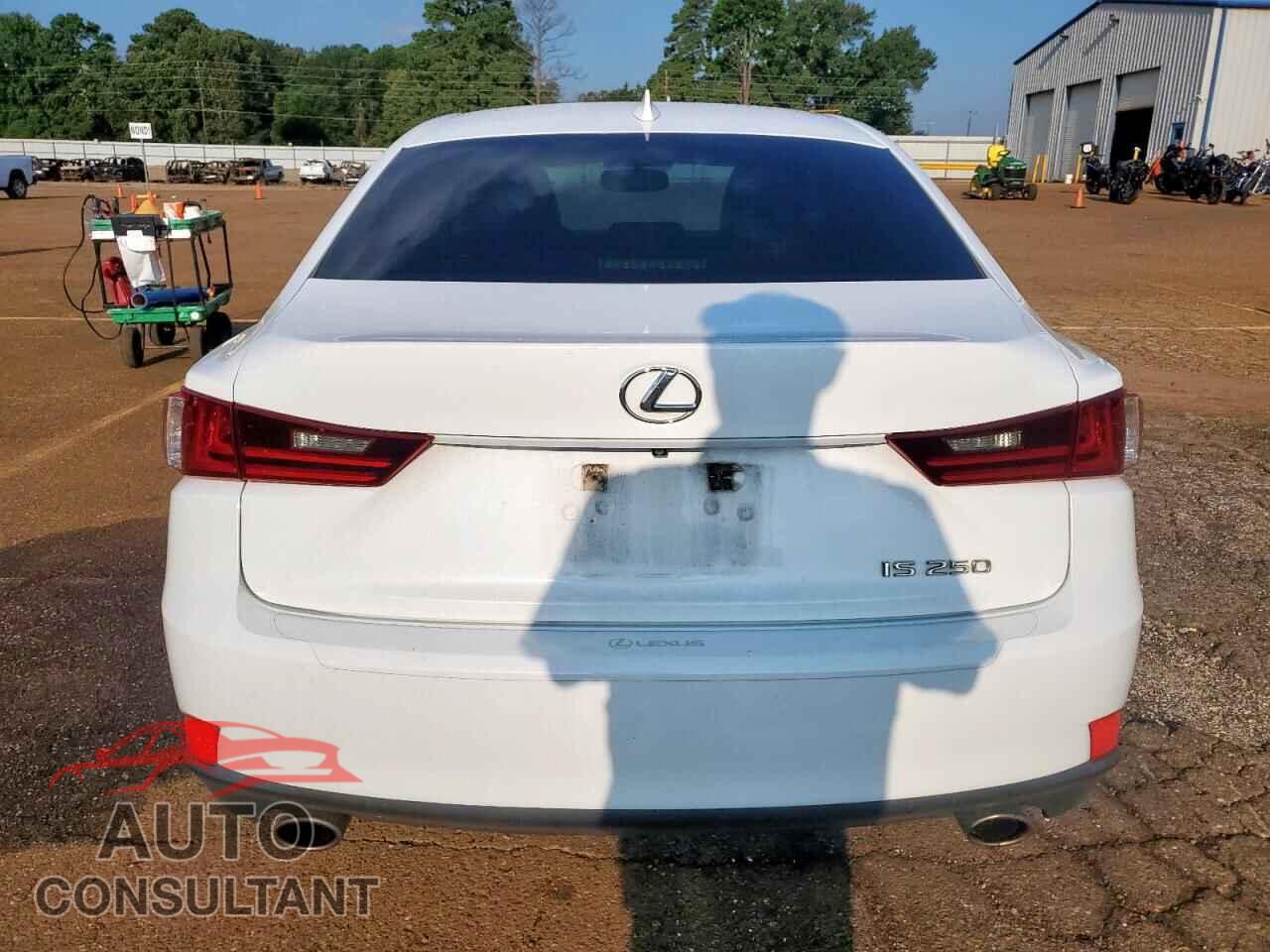 LEXUS IS 2014 - JTHBF1D21E5039133
