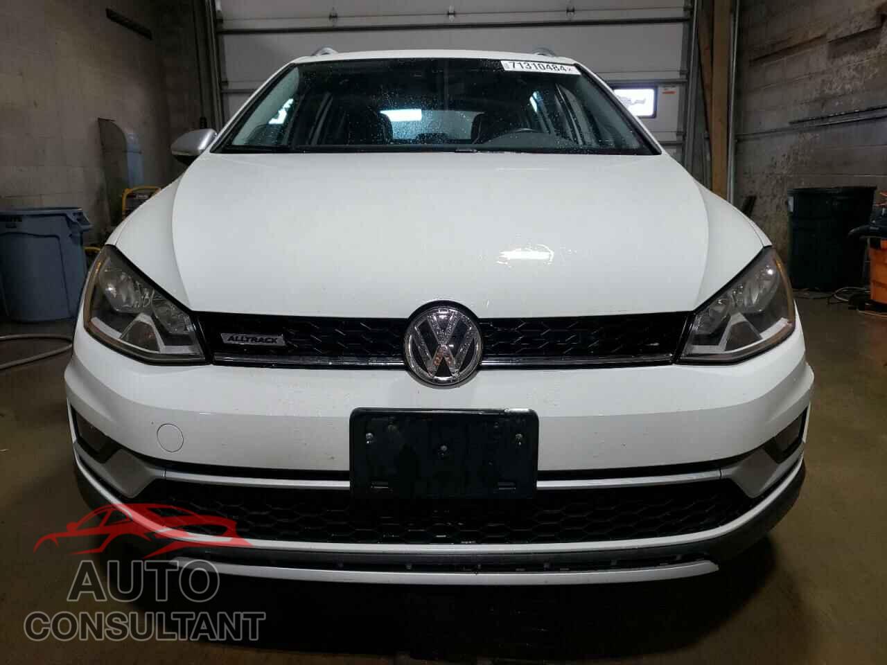 VOLKSWAGEN GOLF 2017 - 3VWH17AU1HM519820
