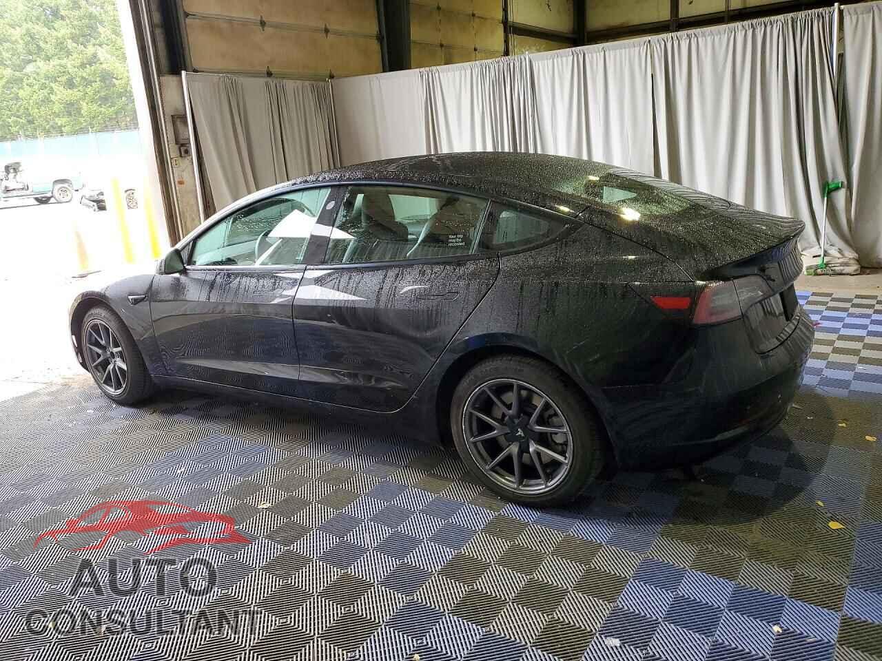 TESLA MODEL 3 2022 - 5YJ3E1EA7NF287089