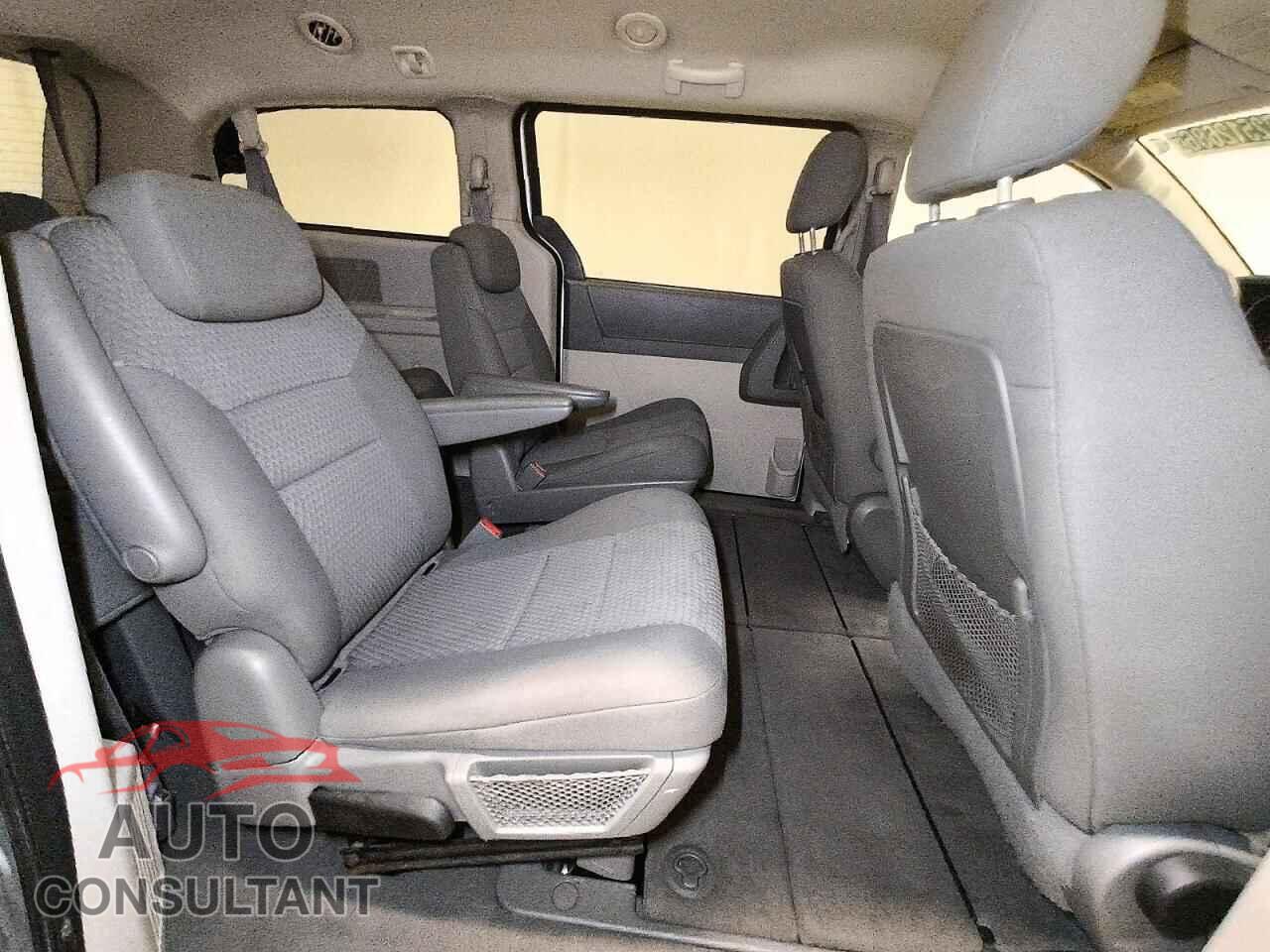DODGE CARAVAN 2010 - 2D4RN4DE9AR115910