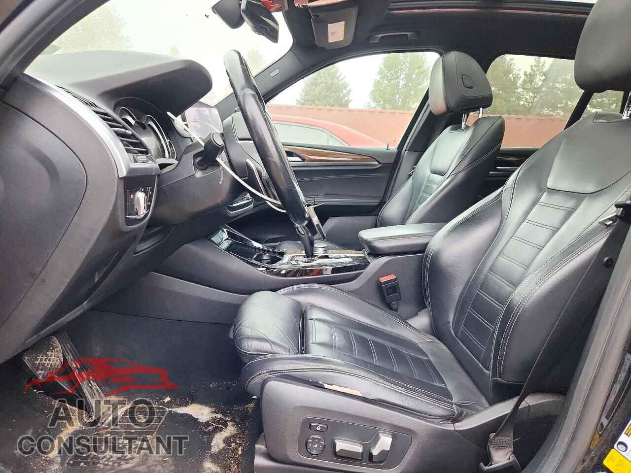 BMW X3 2019 - 5UXTR9C59KLR04590