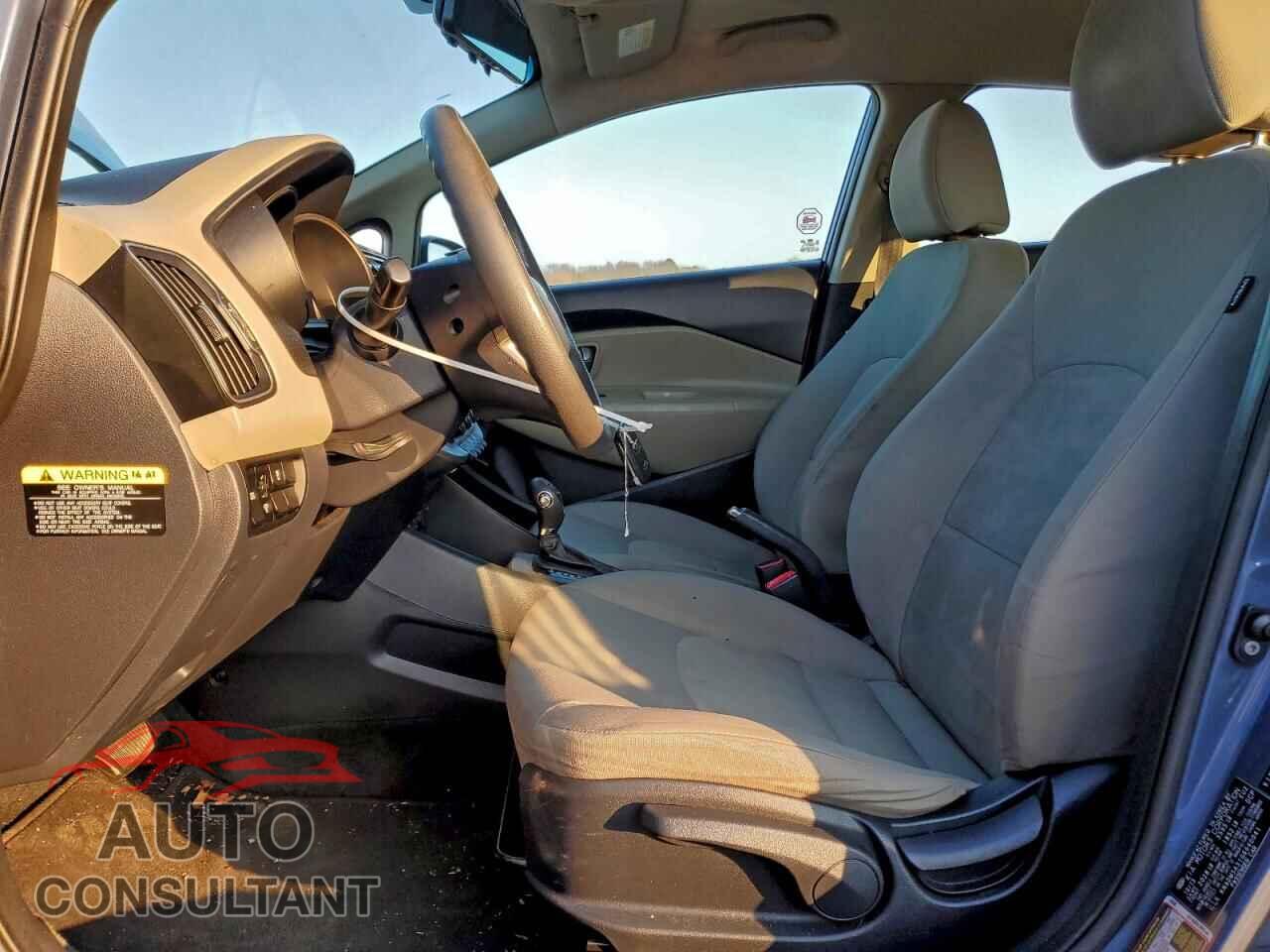 KIA RIO 2016 - KNADM5A31G6640041