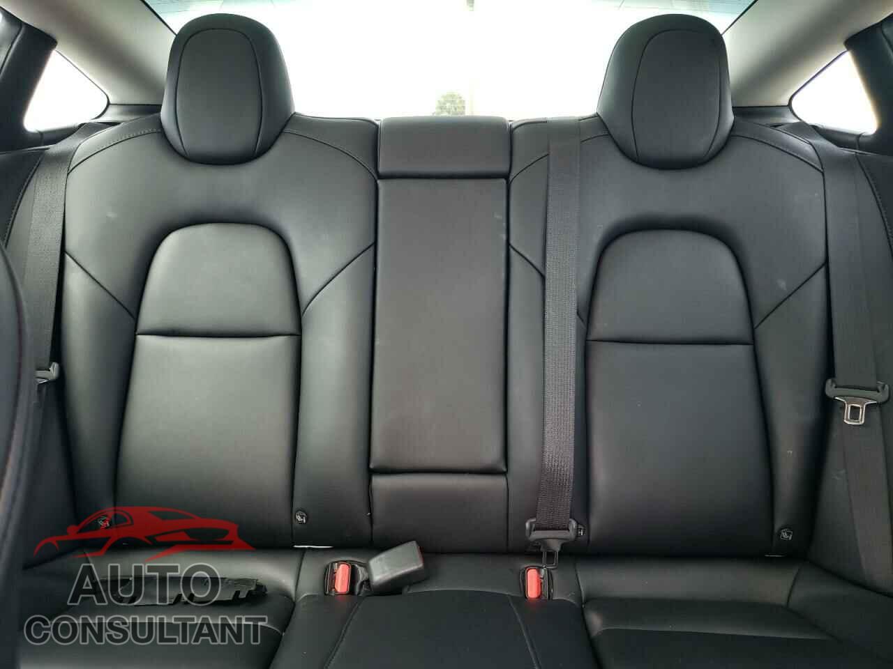 TESLA MODEL 3 2022 - 5YJ3E1EA5NF124151