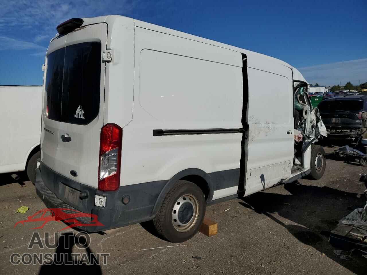 FORD TRANSIT 2019 - 1FTYR2CM3KKA48702