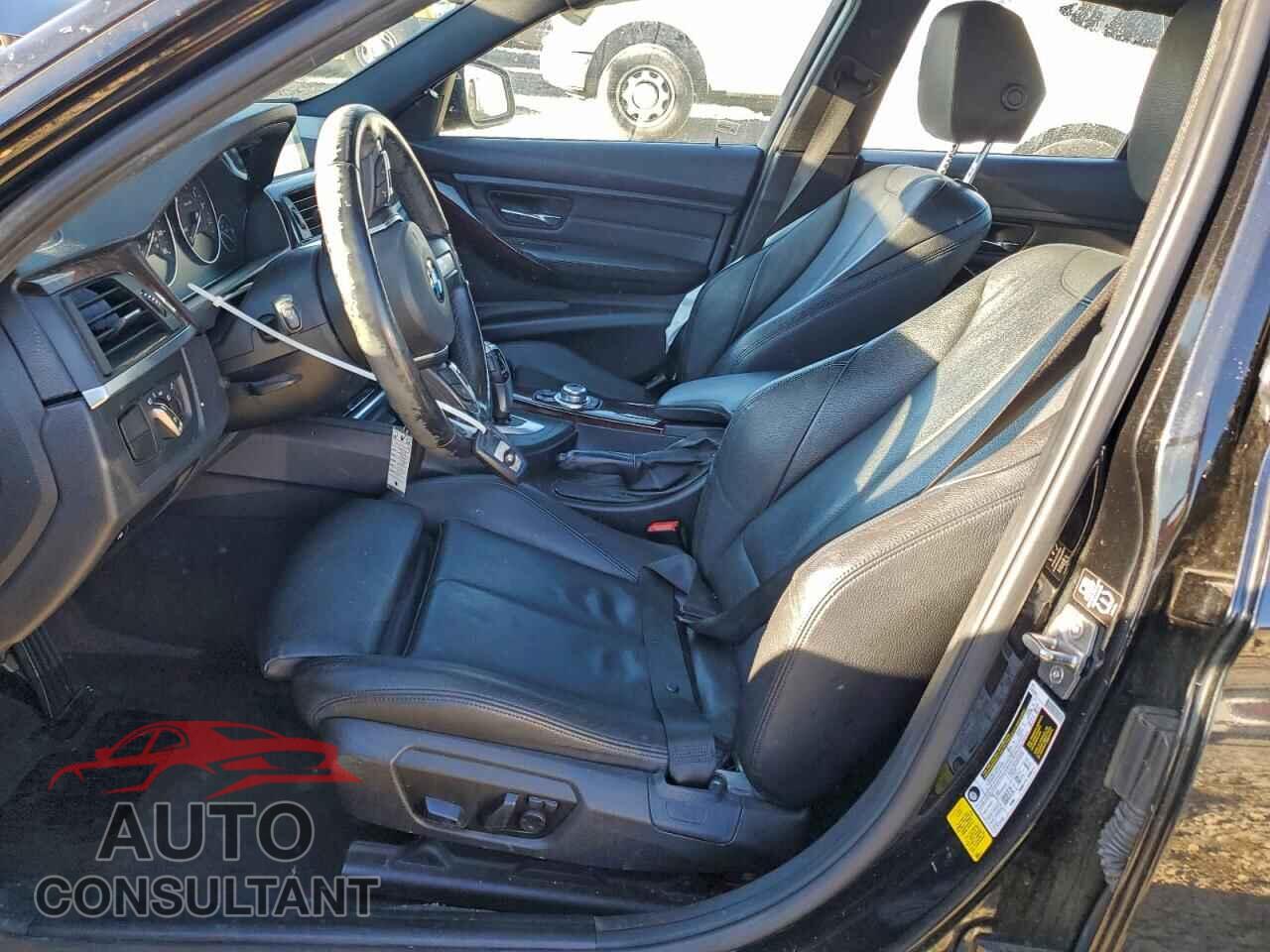 BMW 3 SERIES 2013 - WBA3A5C54DF603807