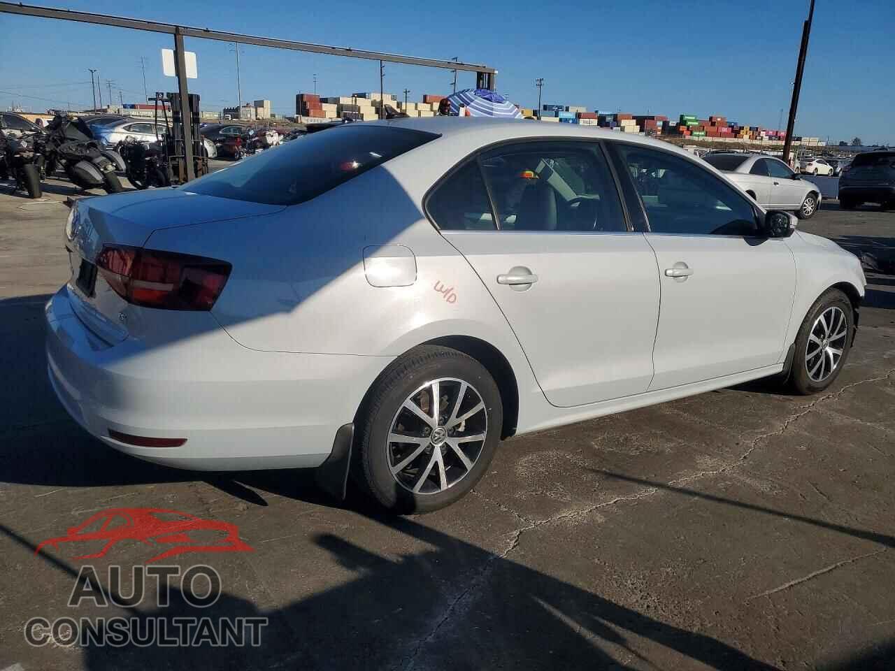 VOLKSWAGEN JETTA 2017 - 3VWDB7AJ7HM355183