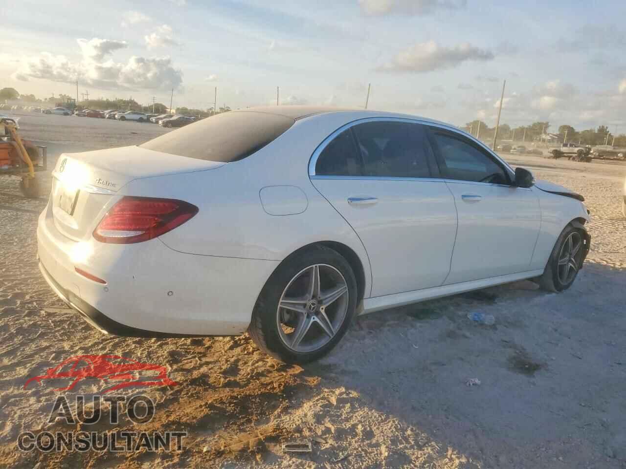 MERCEDES-BENZ E-CLASS 2018 - WDDZF4KB9JA375236
