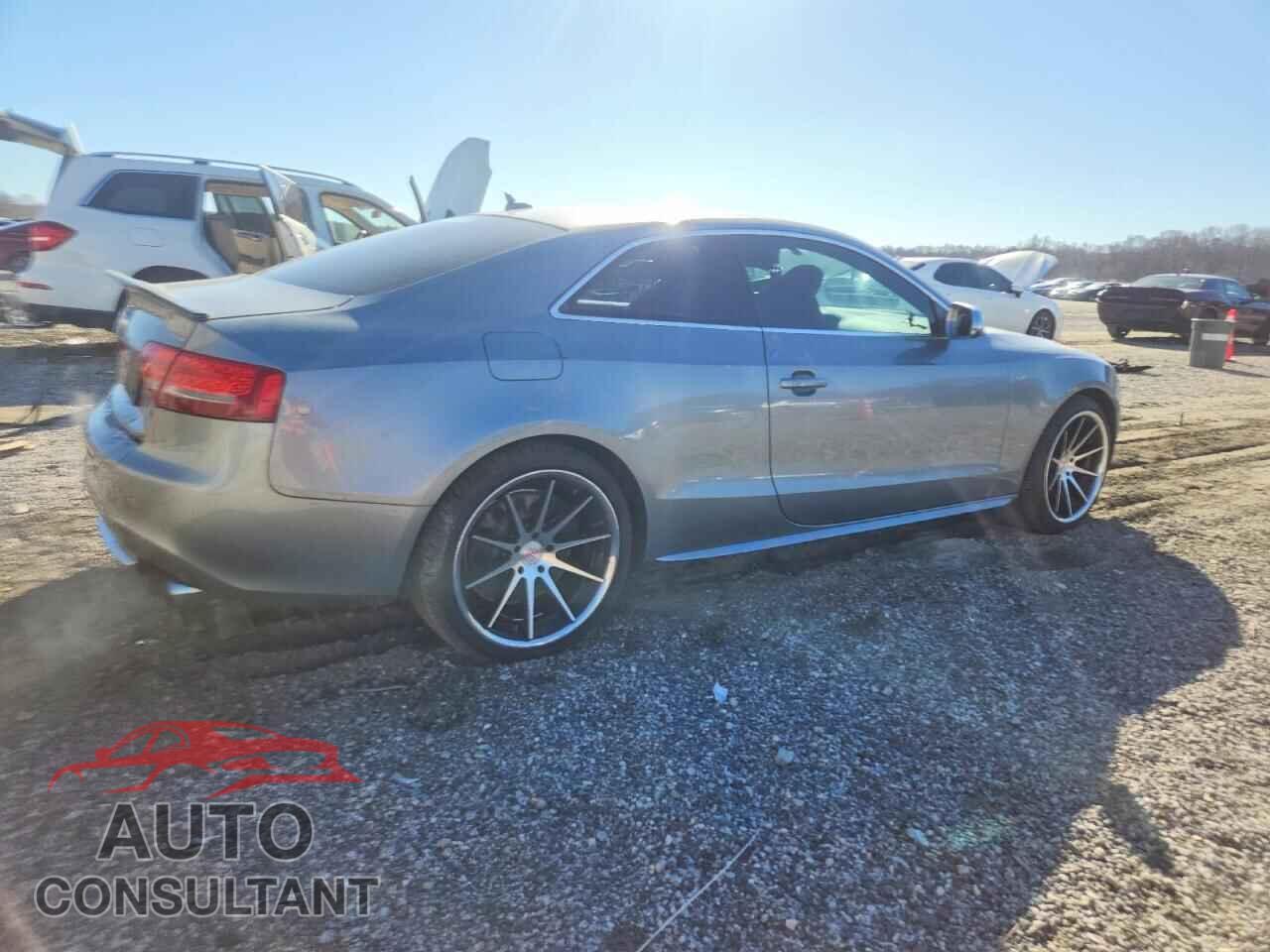 AUDI S5/RS5 2010 - WAUCVAFRXAA068325