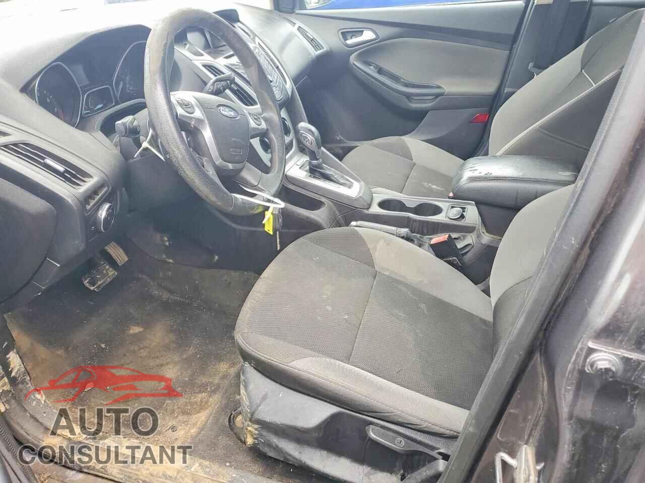 FORD FOCUS 2014 - 1FADP3F24EL253194