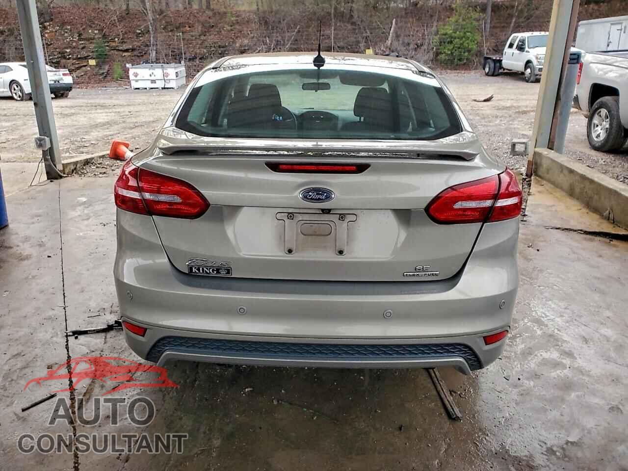 FORD FOCUS 2016 - 1FADP3F26GL331087