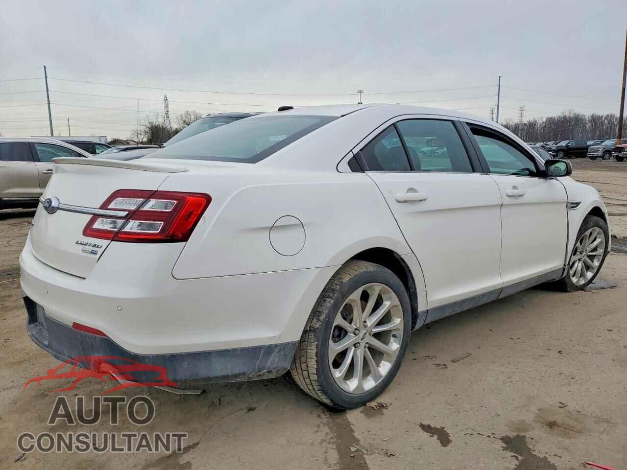 FORD TAURUS 2017 - 1FAHP2J84HG121895