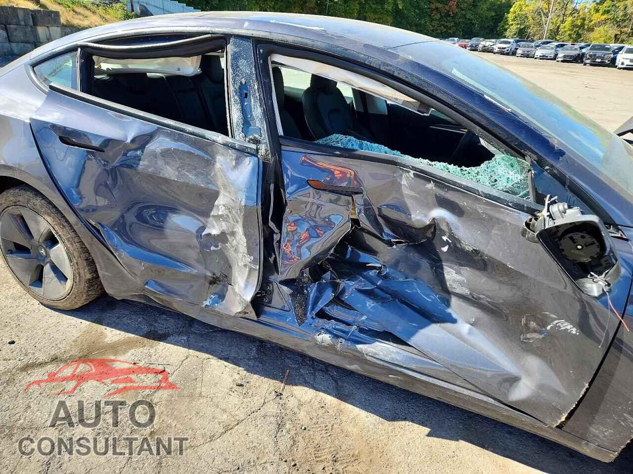 TESLA MODEL 3 2023 - 5YJ3E1EA5PF678485