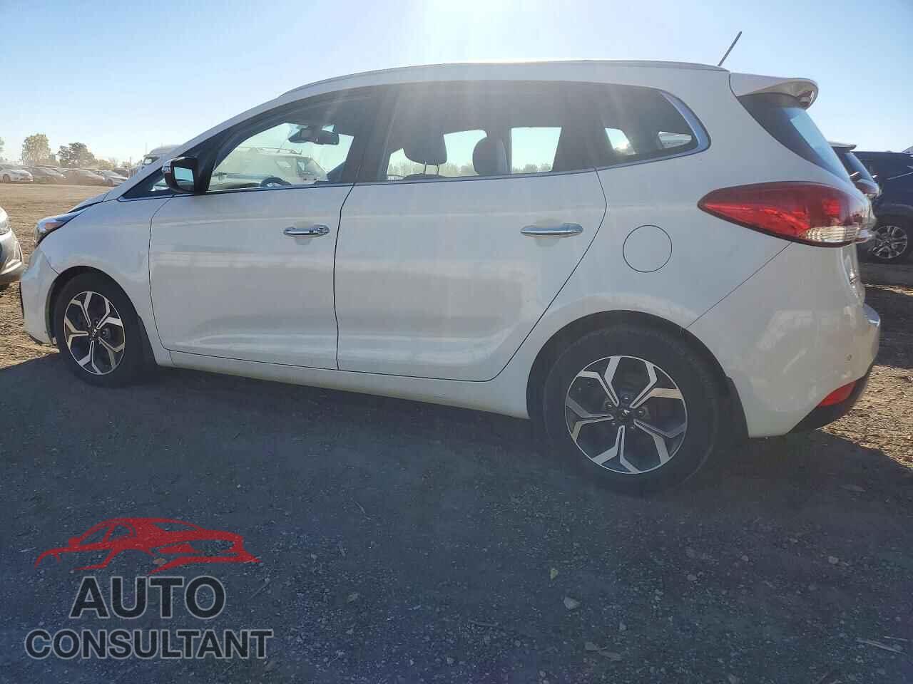 KIA RONDO 2017 - KNAHU8A32H7181701