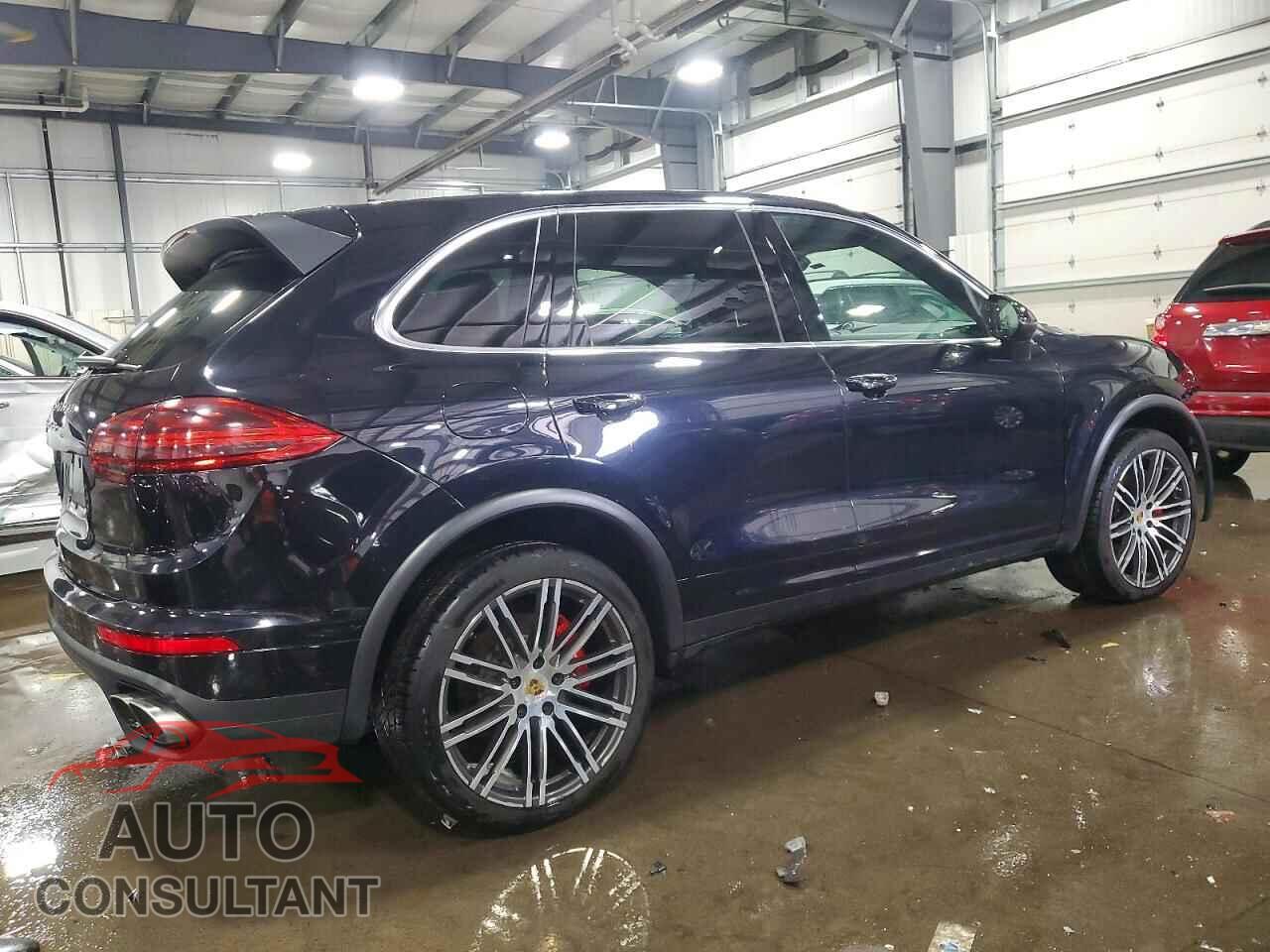PORSCHE CAYENNE 2018 - WP1AC2A25JLA85116