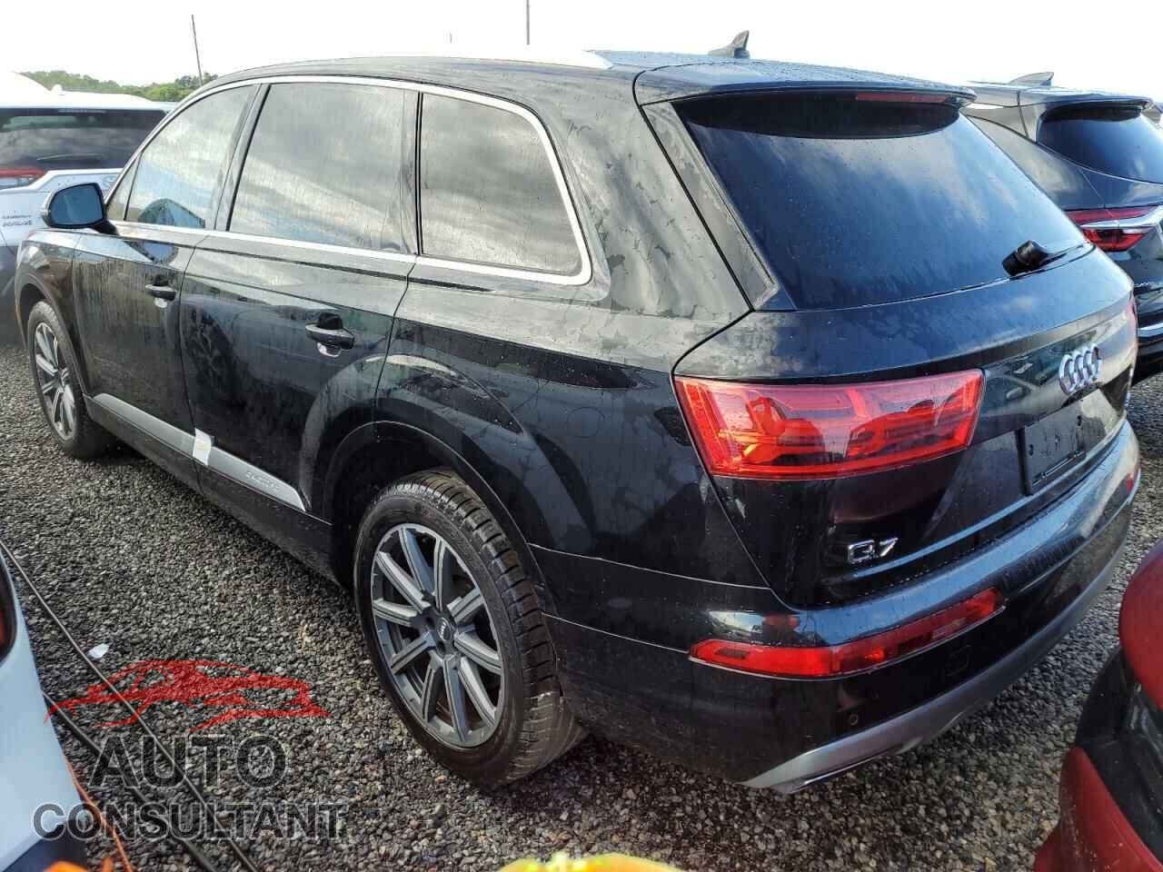 AUDI Q7 2018 - WA1VABF73JD024185