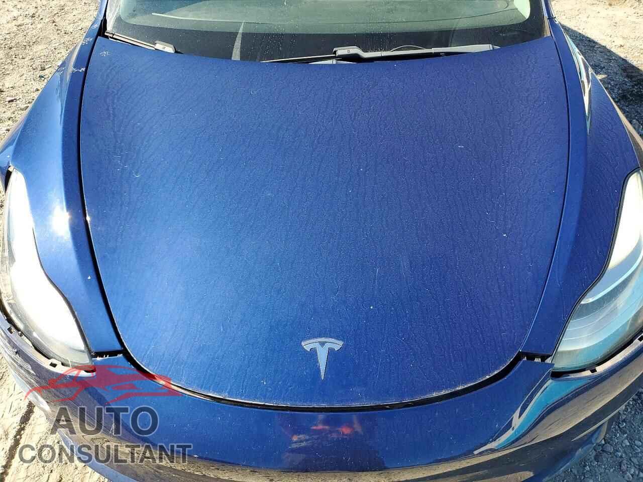 TESLA MODEL 3 2018 - 5YJ3E1EA4JF041143