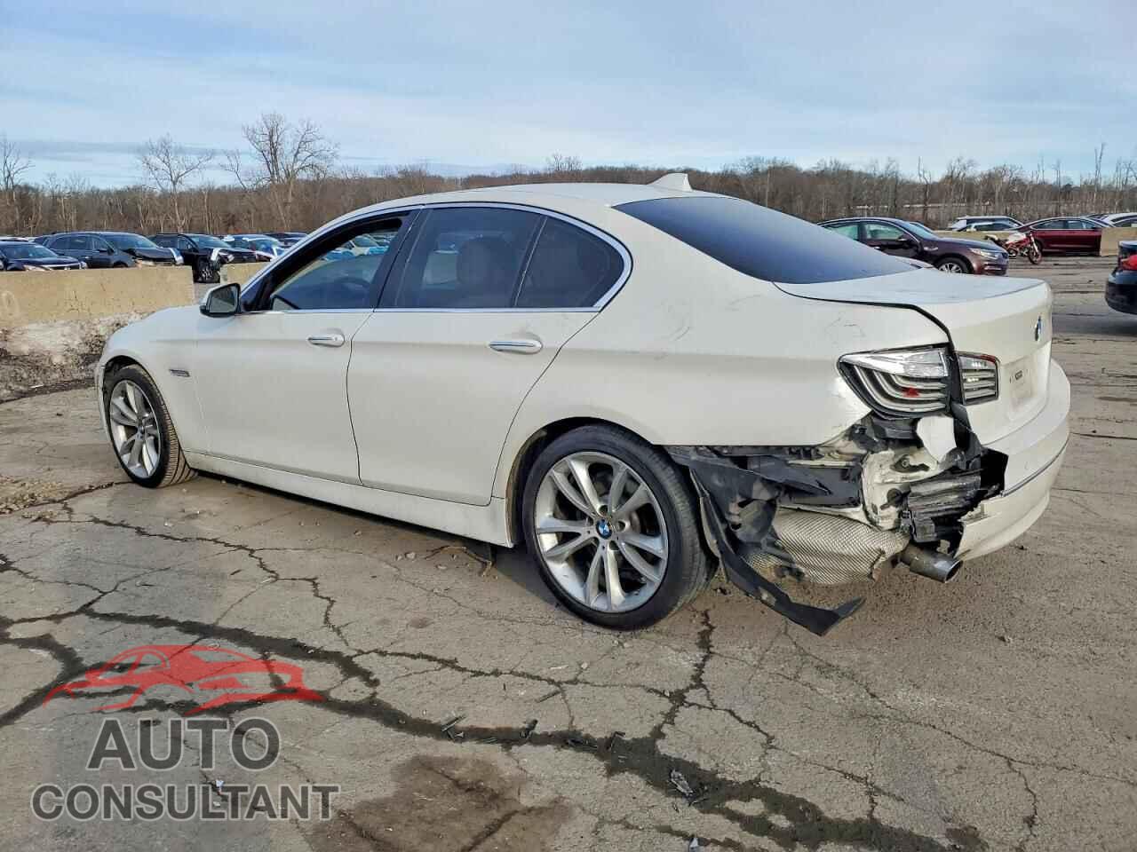 BMW 5 SERIES 2015 - WBA5B3C52FD544183