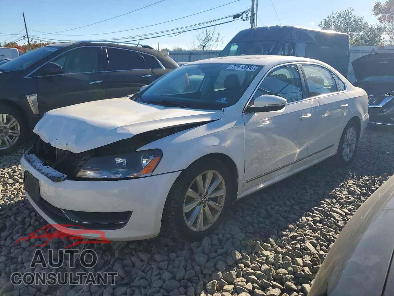 VOLKSWAGEN PASSAT 2012 - 1VWCP7A30CC036541