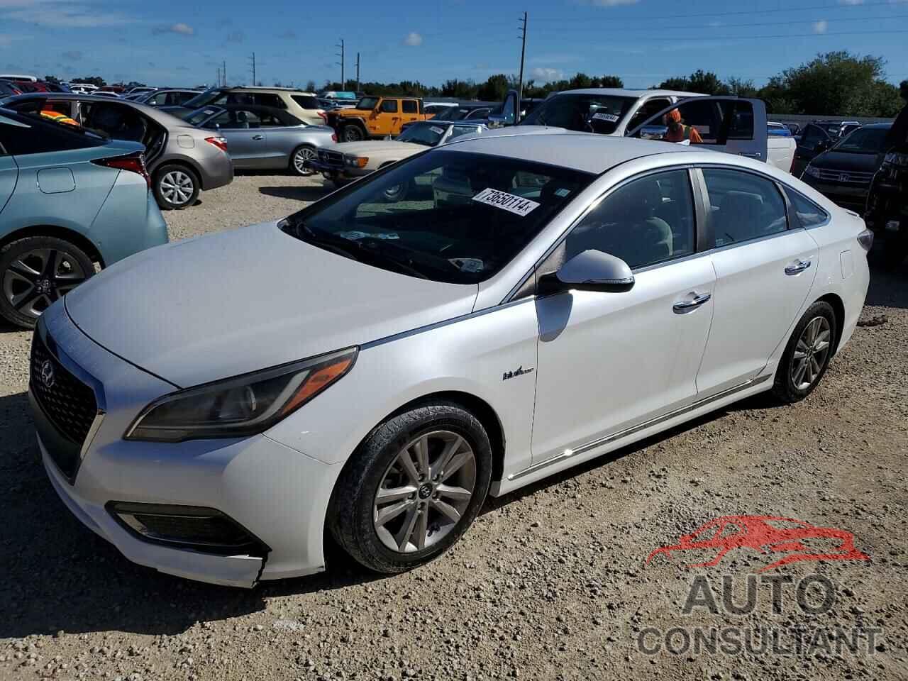 HYUNDAI SONATA 2016 - KMHE24L18GA019150