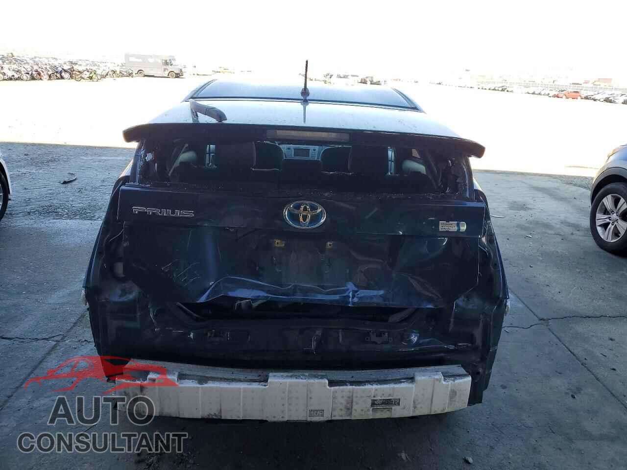 TOYOTA PRIUS 2015 - JTDKN3DU7F1982900