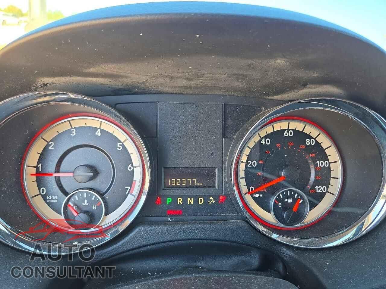 DODGE CARAVAN 2018 - 2C4RDGCG5JR155857