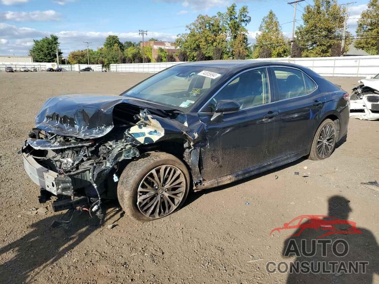 TOYOTA CAMRY 2018 - JTNB11HK3J3021387