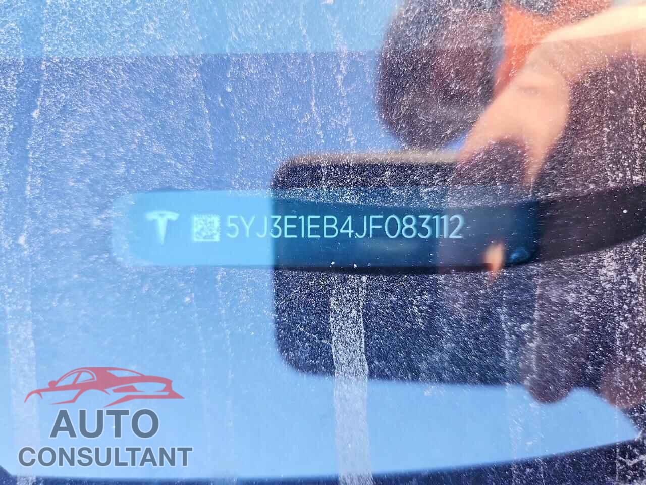 TESLA MODEL 3 2018 - 5YJ3E1EB4JF083112