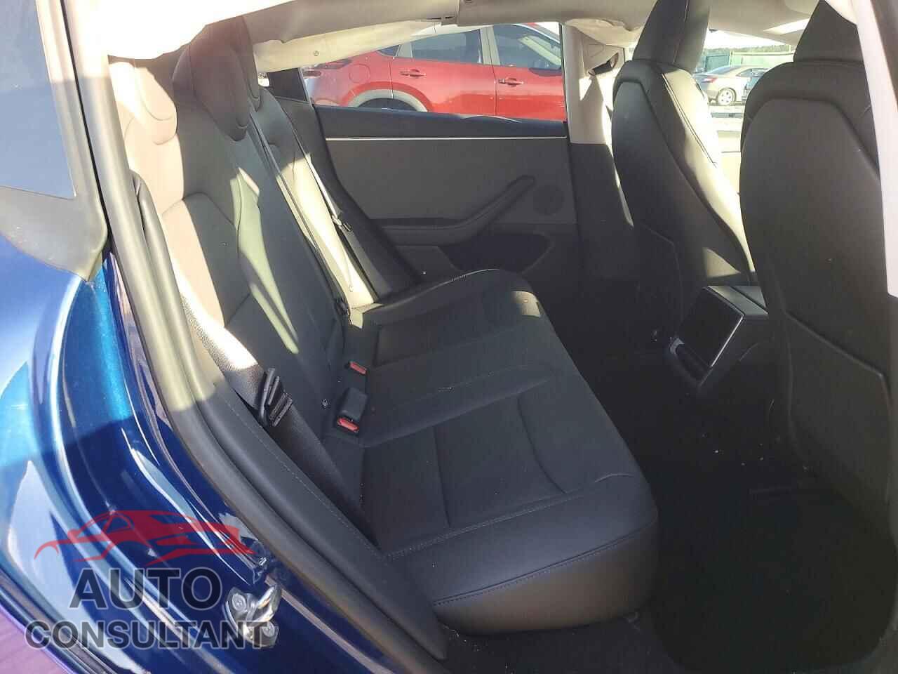 TESLA MODEL 3 2024 - 5YJ3E1EA2RF825459