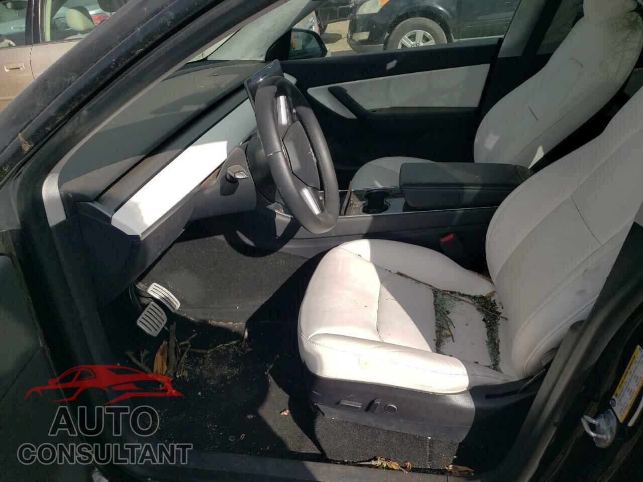 TESLA MODEL Y 2021 - 5YJYGDEF7MF089155