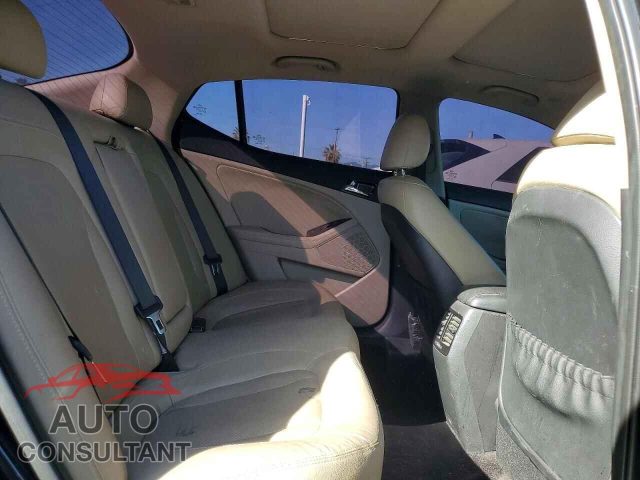 KIA OPTIMA 2012 - KNAGM4AD7C5009679