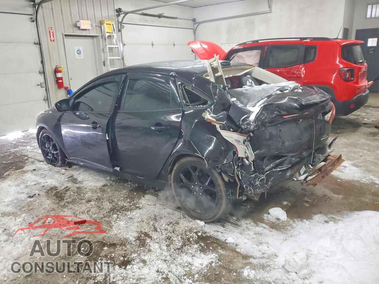 FORD FOCUS 2013 - 1FADP3F2XDL380787