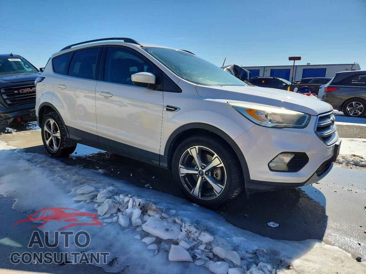 FORD ESCAPE 2017 - 1FMCU0G94HUC78518