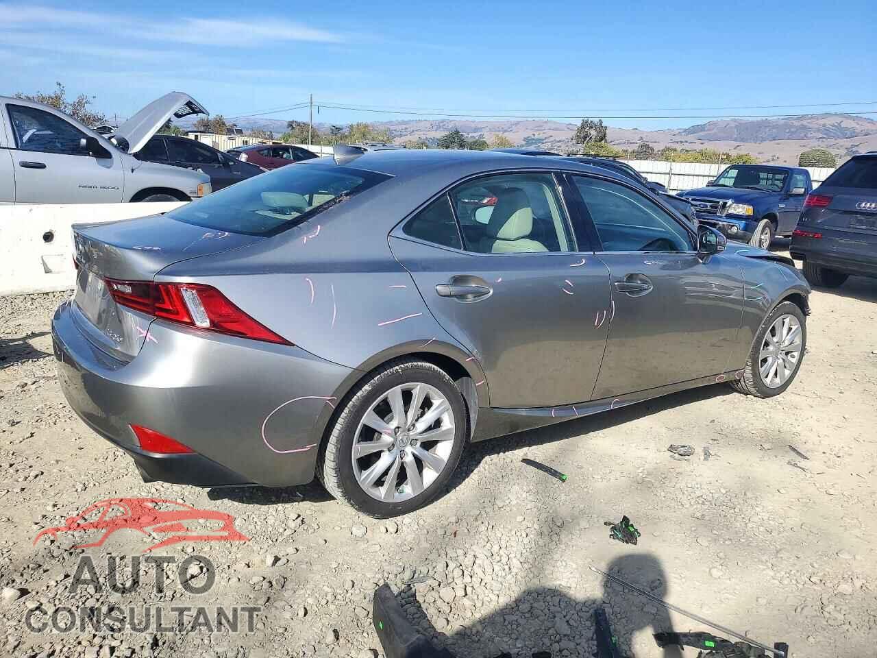 LEXUS IS 2014 - JTHBF1D23E5038520
